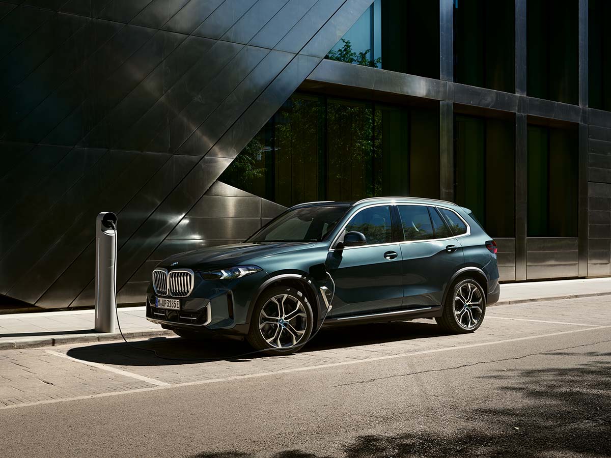 BMW X5 Laddhybrid hos Bilia
