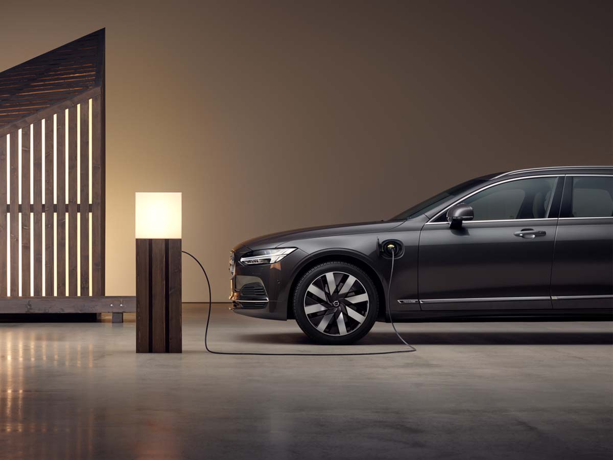 V90 laddhybrid 
