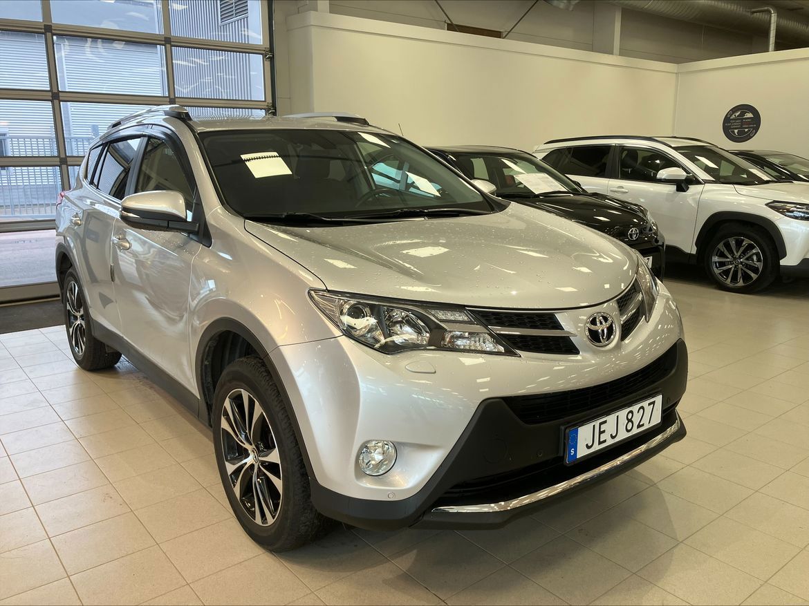 Toyota RAV4 2015