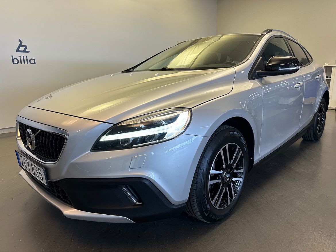Volvo V40 2018