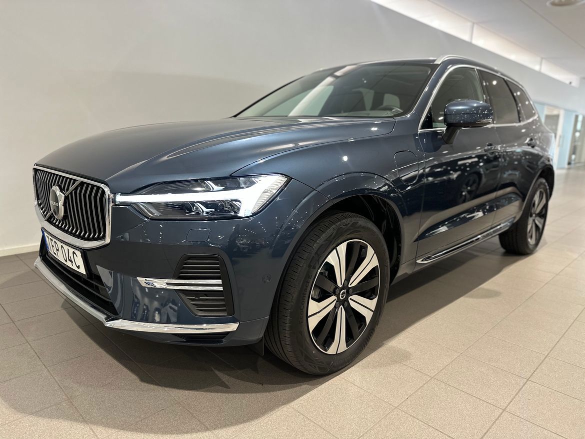 Volvo XC60 2025