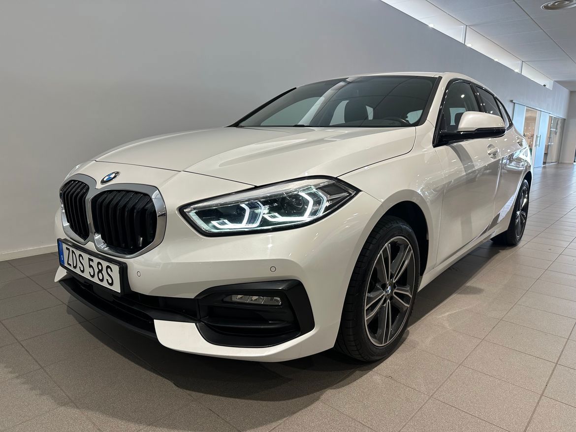 BMW 1 Series 2021