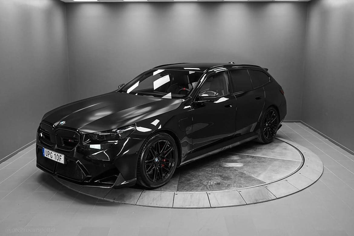 BMW 5 Series 2025