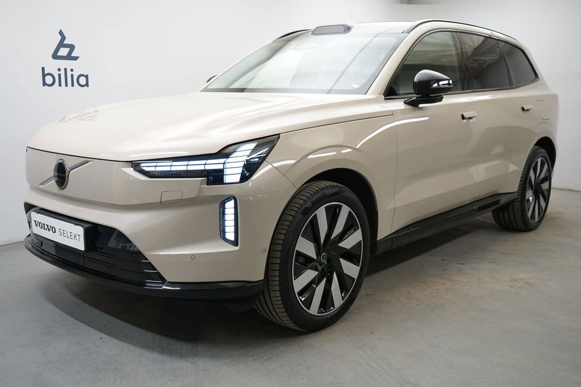 Volvo EX90 2025