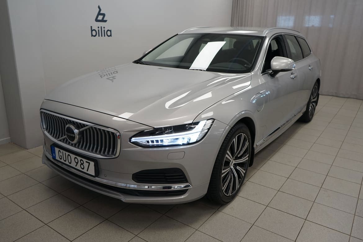Volvo V90 2023