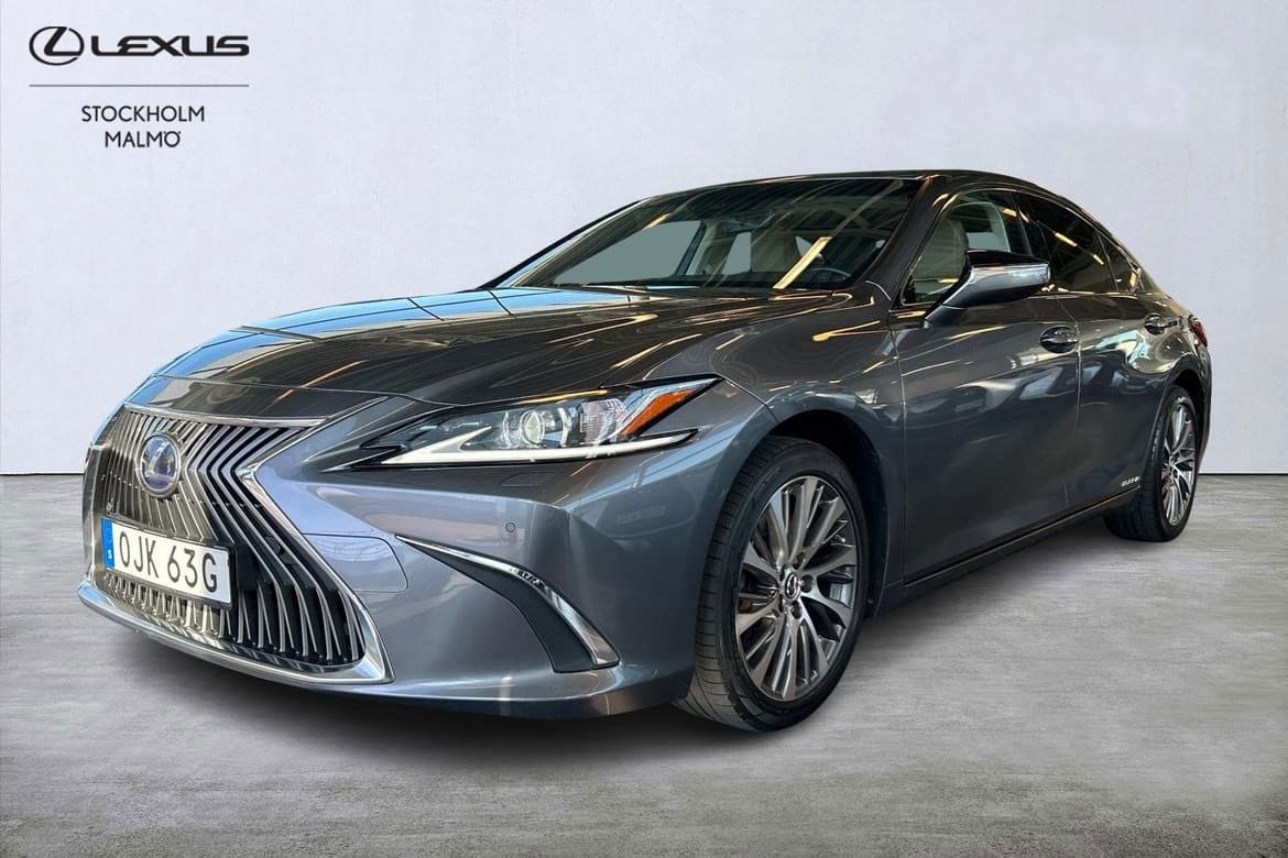 Lexus ES 2020