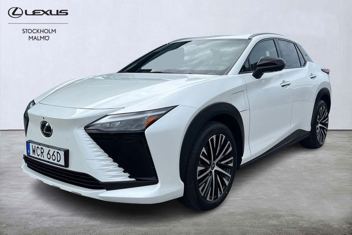 Lexus RZ