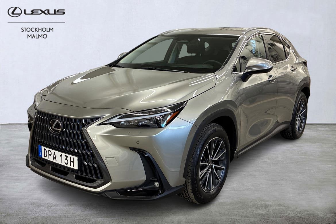 Lexus NX 2025