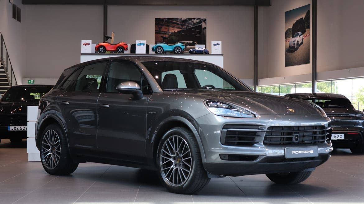 Porsche Cayenne 2022