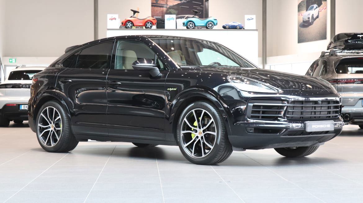 Porsche Cayenne 2021