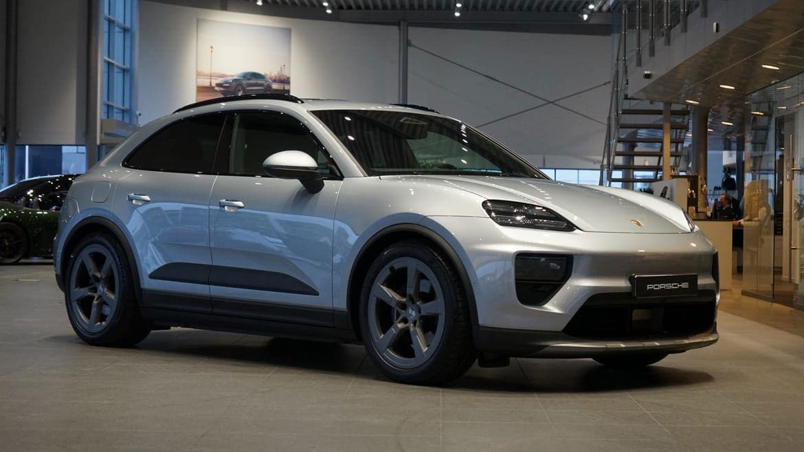 Porsche Macan 2025
