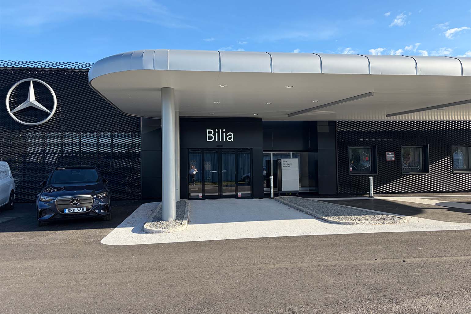 Bilia Skellefteå Mercedes-Benz ingång