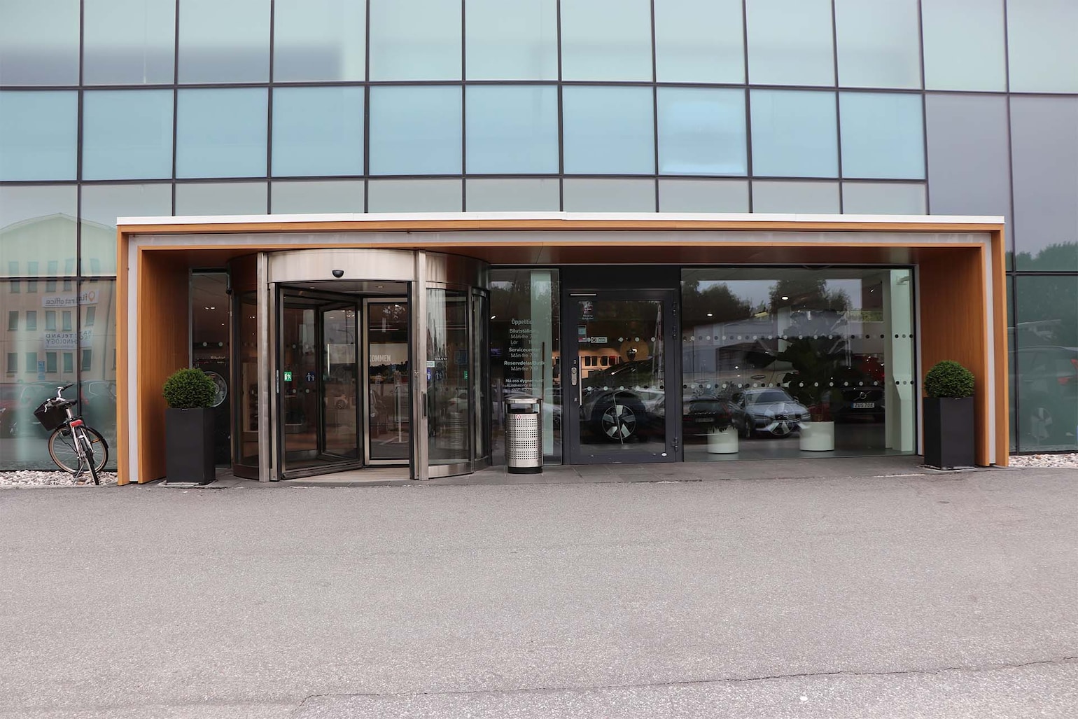 Bilia Volvo Täby entre