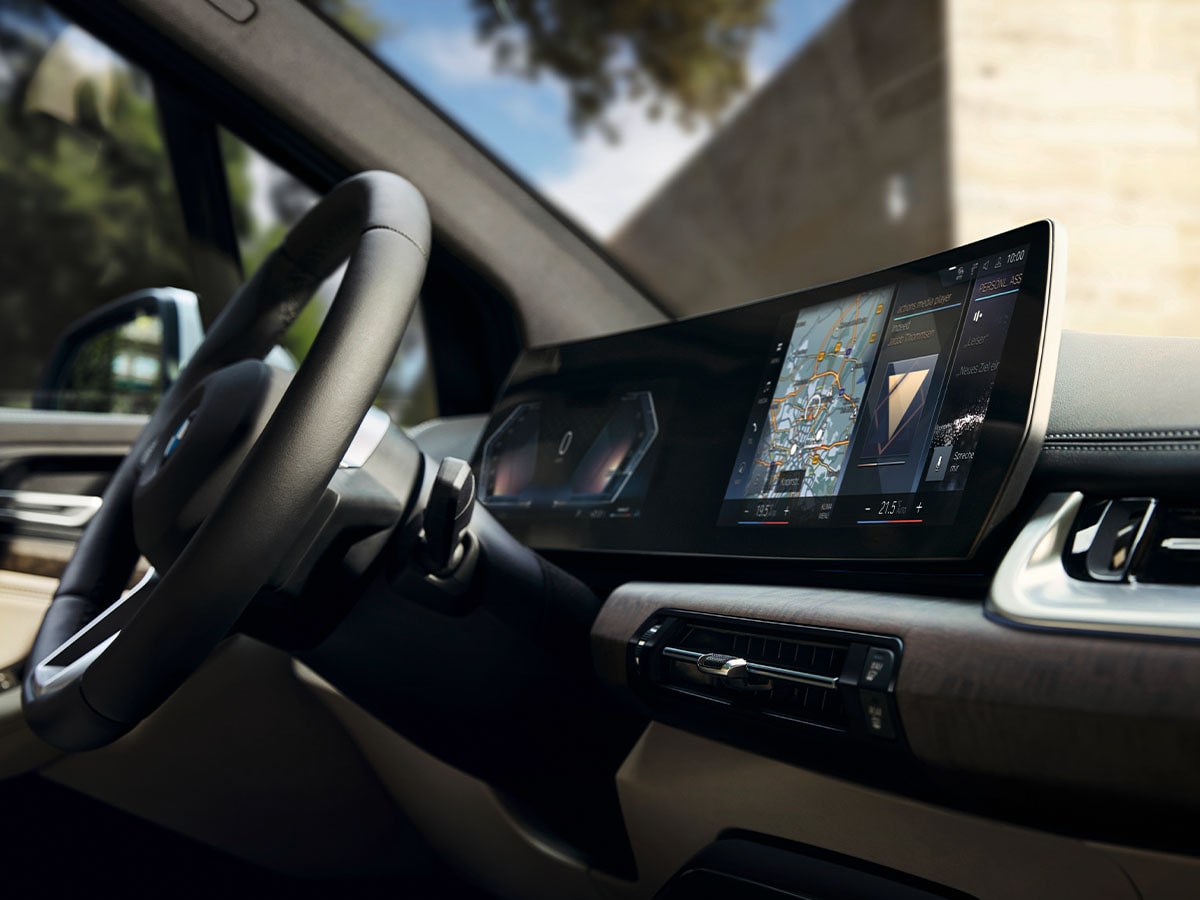 Ratt och instrumentpanelen i BMW 2-serie Active Tourer