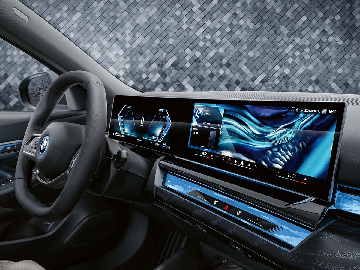 BMW Curved Display