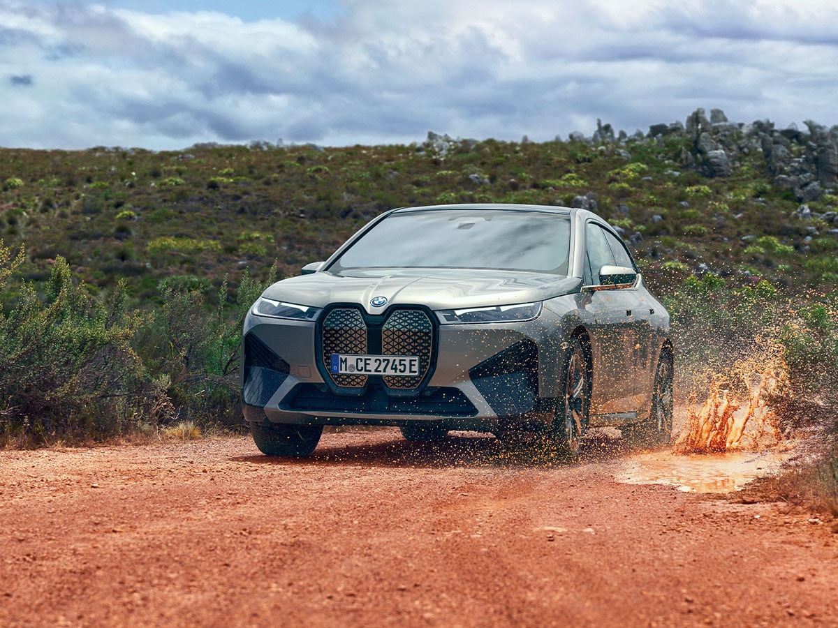 BMW iX