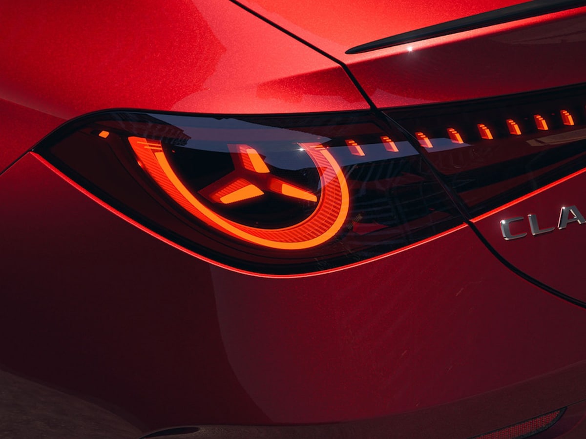 Bilia Mercedes-Benz CLA elbil LED-bakljus
