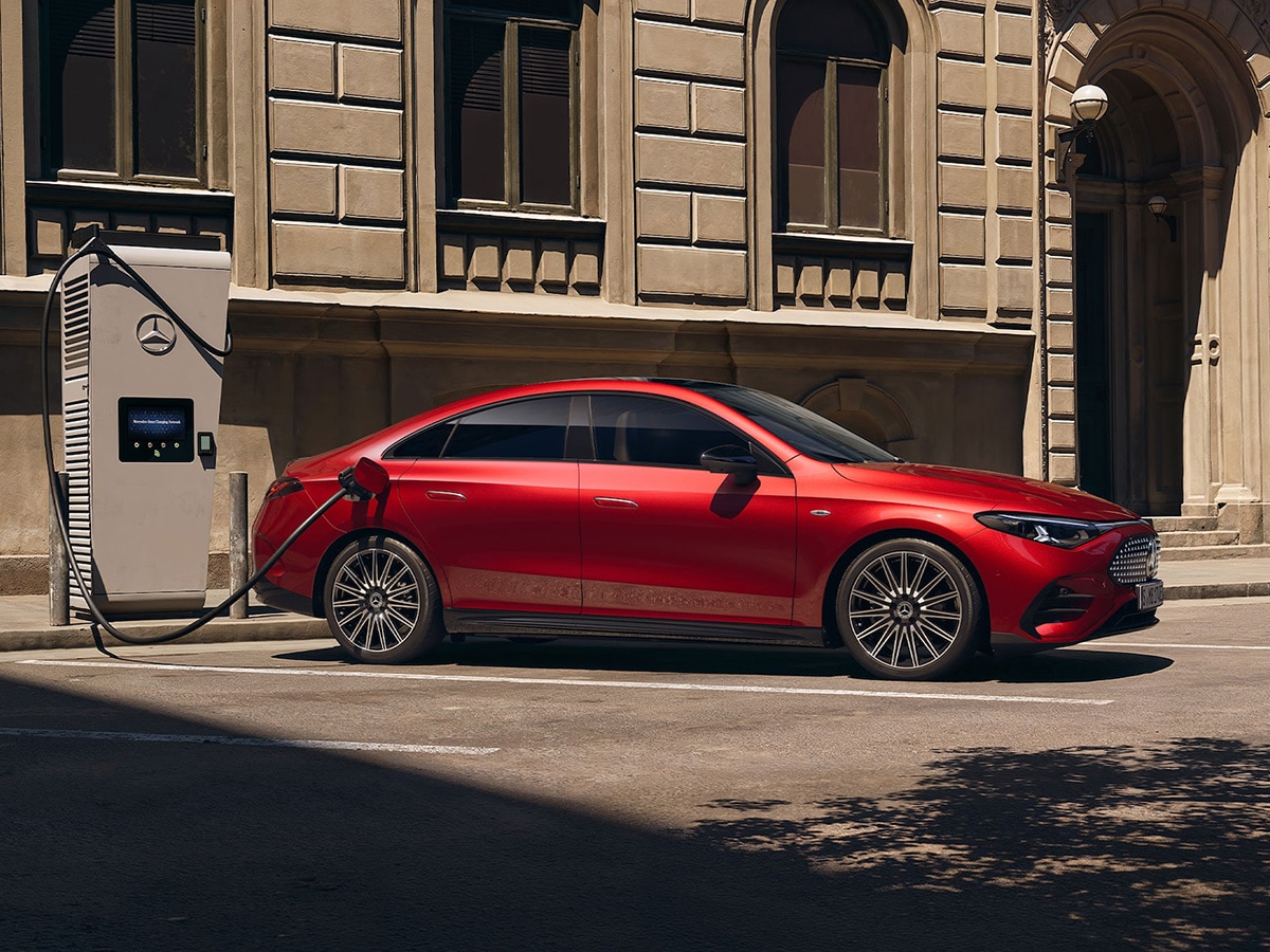 Bilia Mercedes-Benz CLA elbil laddar
