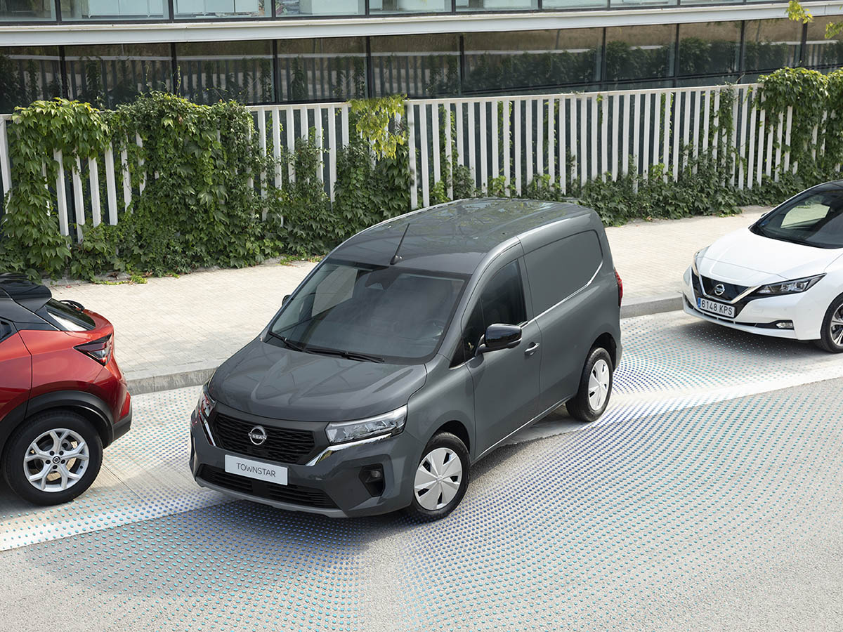 Nissan Townstar Skåp hos Bilia