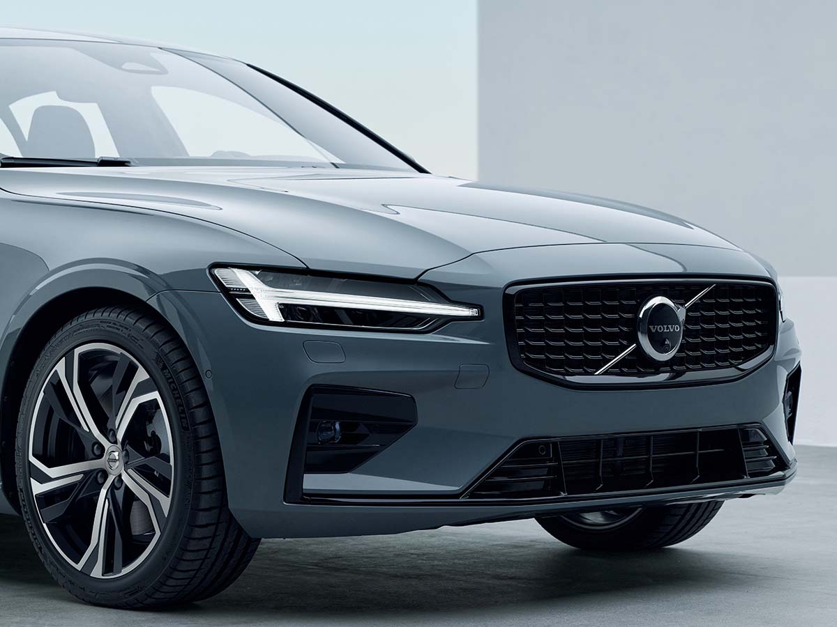 Volvo S60 recharge